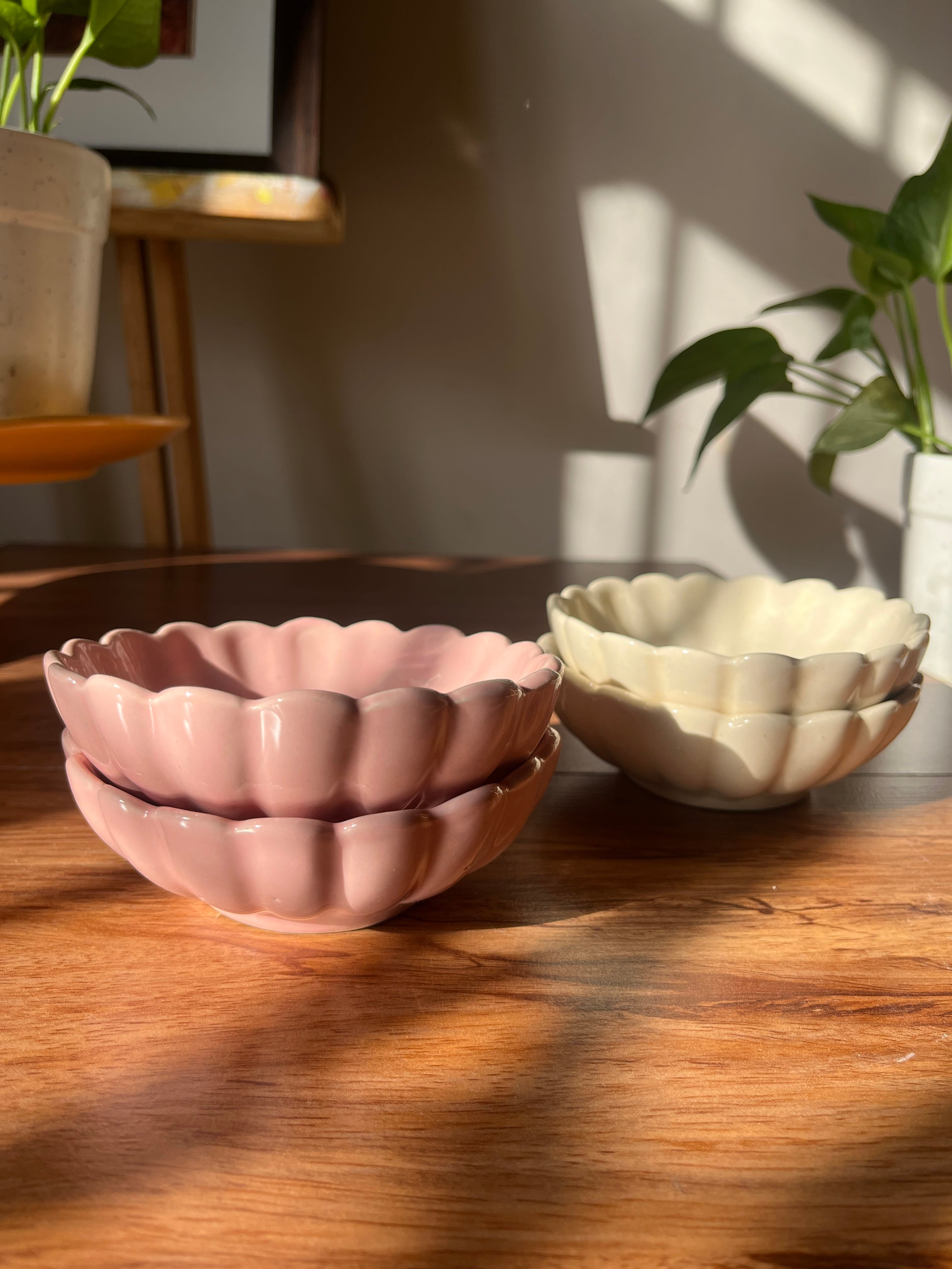 White and Pink Daisy ceramic flower bowls styled together for serving and table decor.